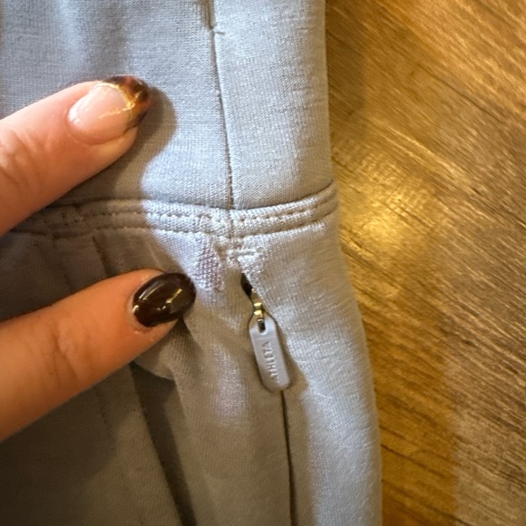 Athleta Seasoft Crewneck & Wide-Leg Pants in color coastline blue size XS - Picture 11 of 13